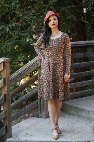 The Easy Dress - Monarch